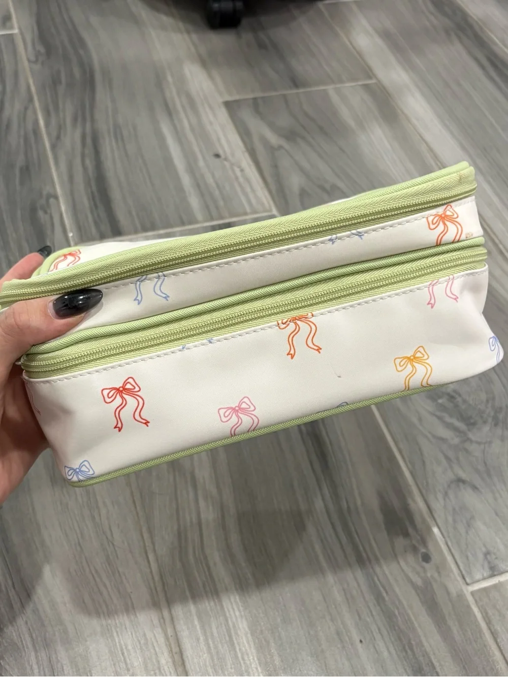 Tender love + carry makeup bag